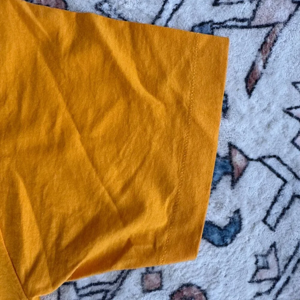 Vintage 90s Kente Style Justice Yellow Single Stitch T-Shirt - size Large - Picture 3 of 4